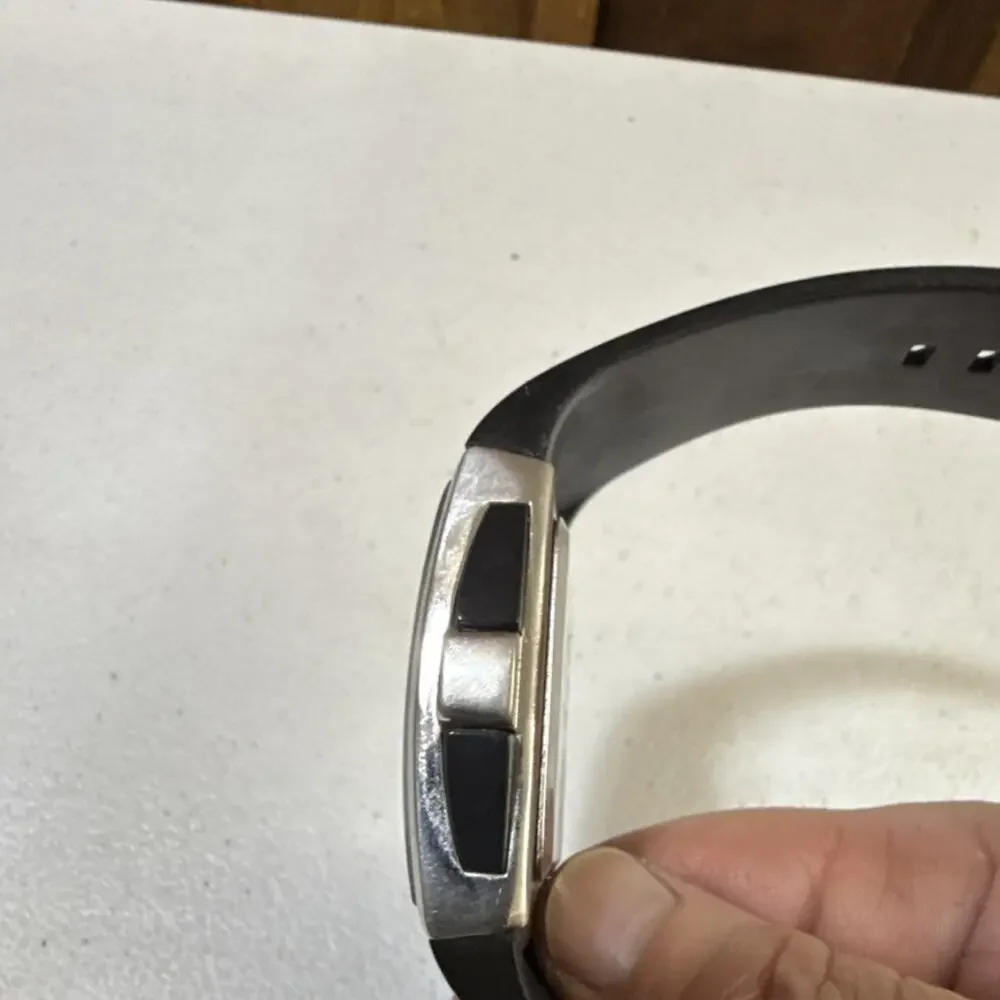 Vintage Nike Sportwatch W-5086 running with a new battery!